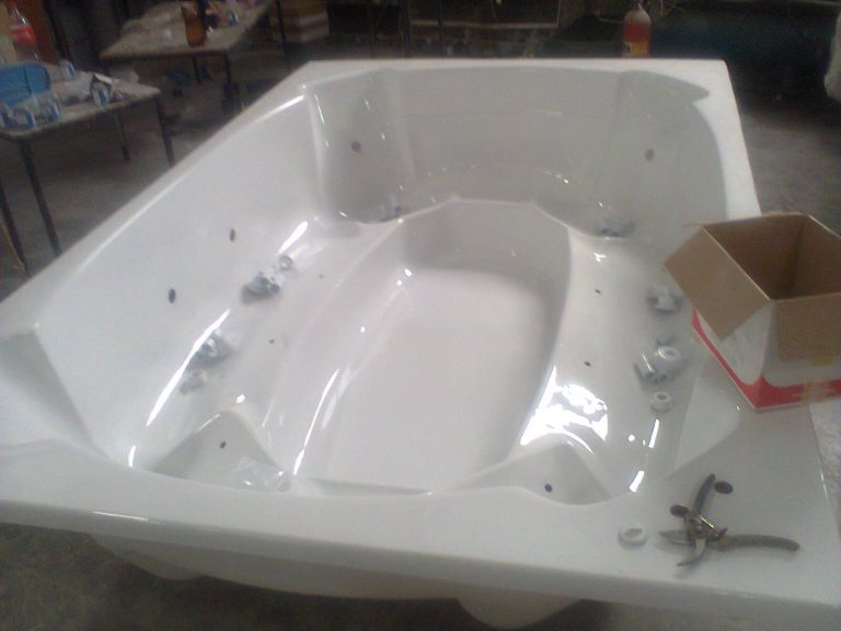 12 Seater Jacuzzi Spa