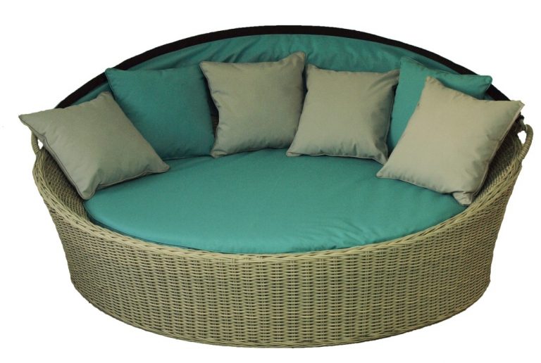 Erinvale Day Bed without canopy